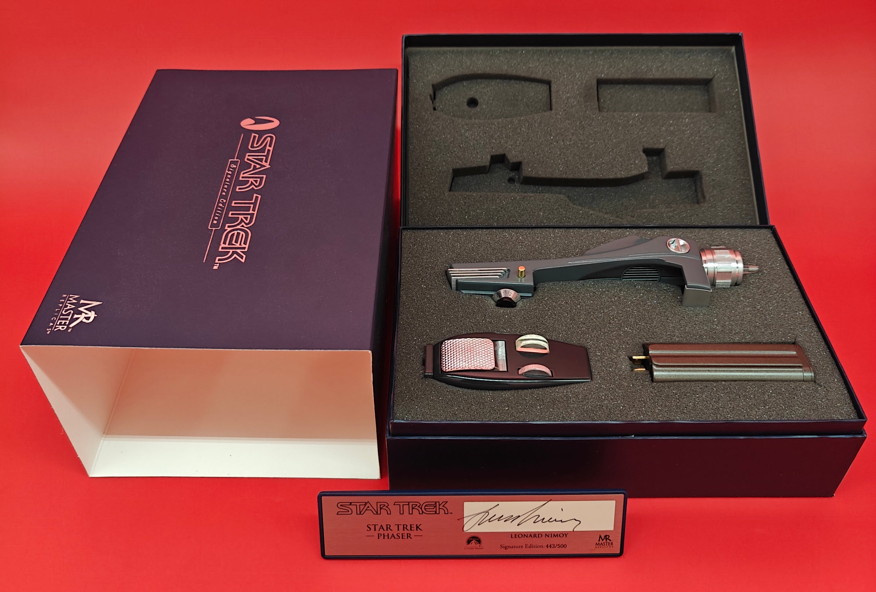 Master Replicas Star Trek Phaser Leonard Nimoy Signature Edition 1:1 Prop SW-103N #443 of 500