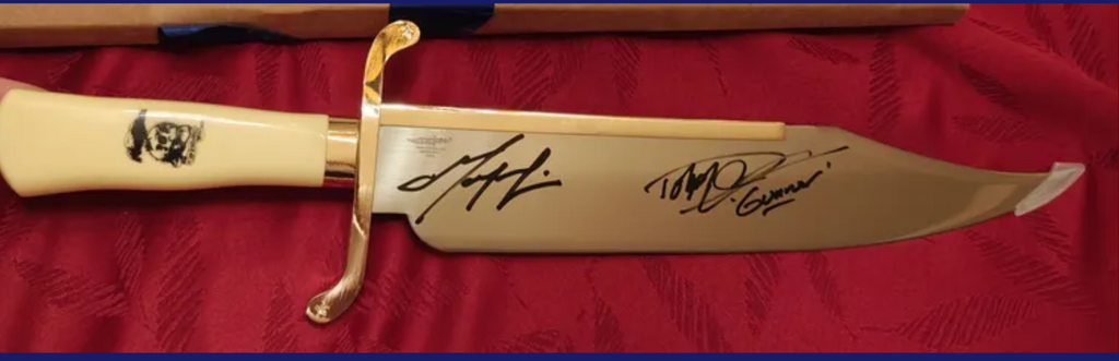 Stallone, Ford, Schwarzenegger, Gibson, Lundgren 5x Signed Gil Hibben The Expendables Bowie Knife Set
