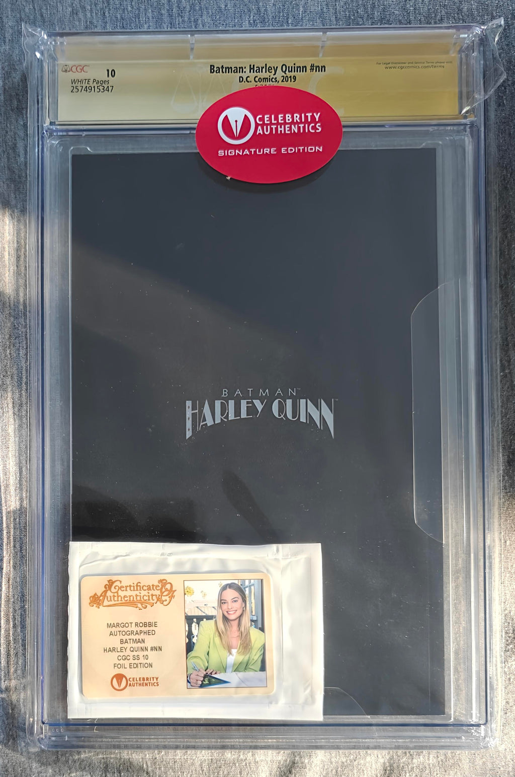 Margot Robbie Signed Batman: Harley Quinn (2019) – Foil Virgin Variant | CGC Signature Series 10 Gem Mint | Only 1 Worldwide
