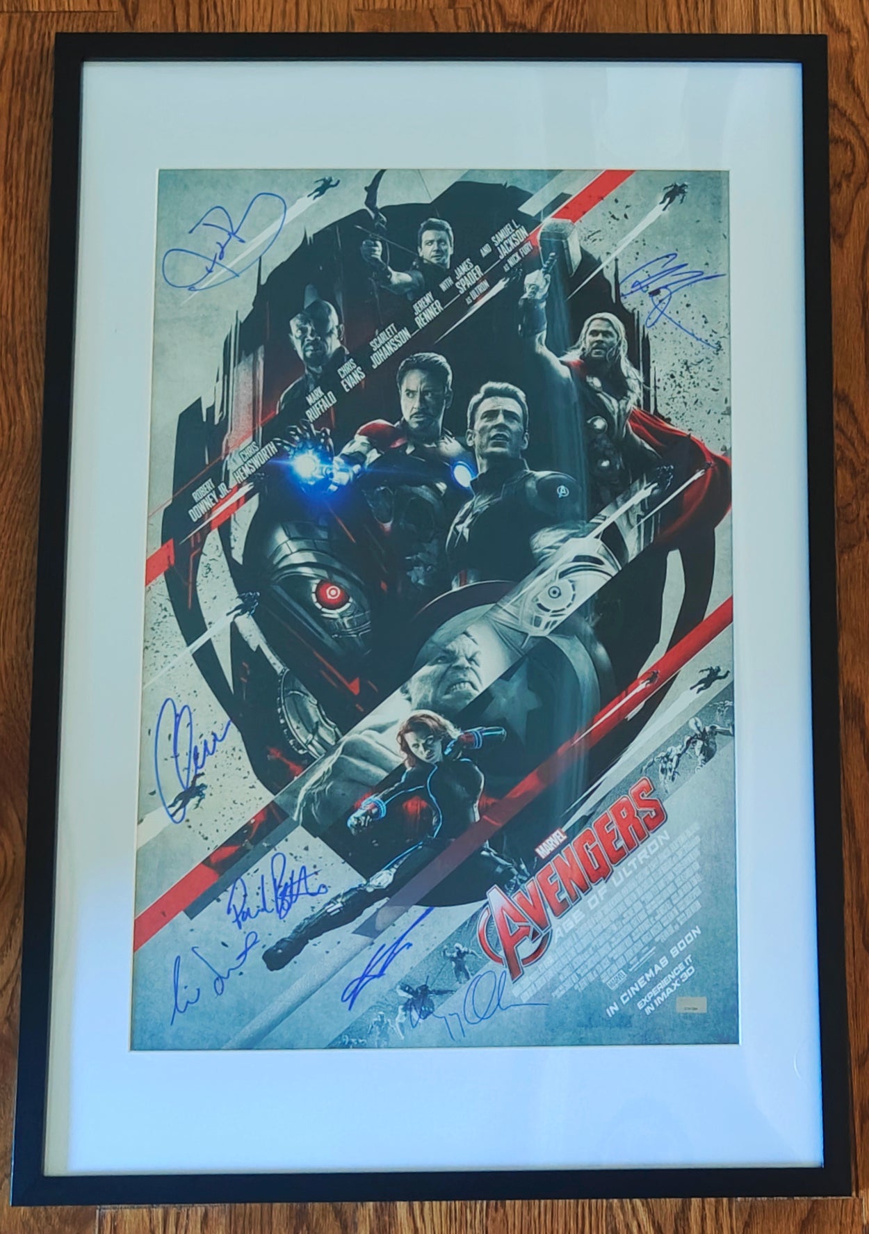 7x Cast Signed Marvel Avengers Age of Ultron 16x24 Poster in 20x30 Frame