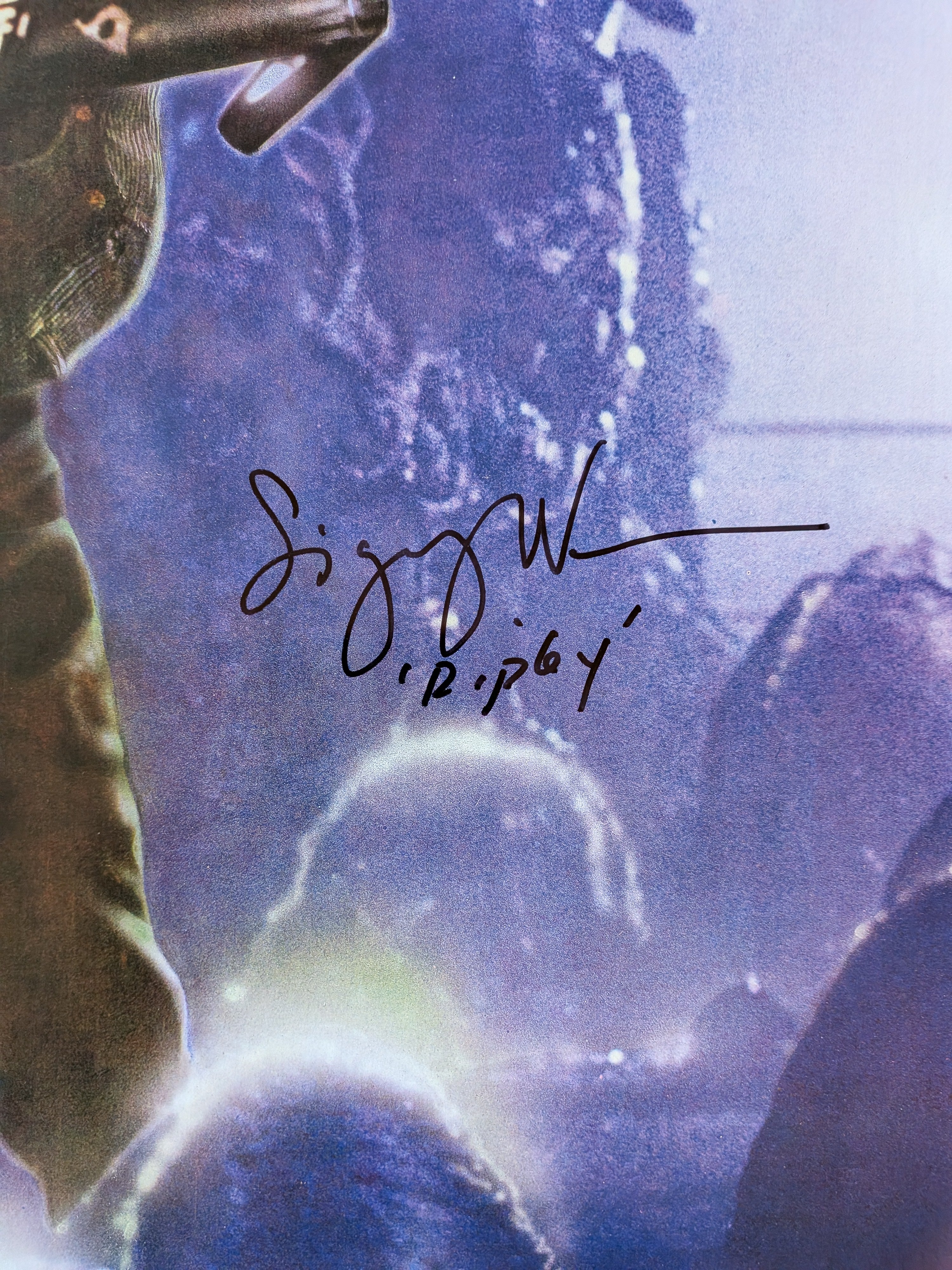 Sigourney Weaver Signed Aliens (1986) 26.5” x 38.5” Poster – “Ripley” Inscription | Celebrity Authentics Verified