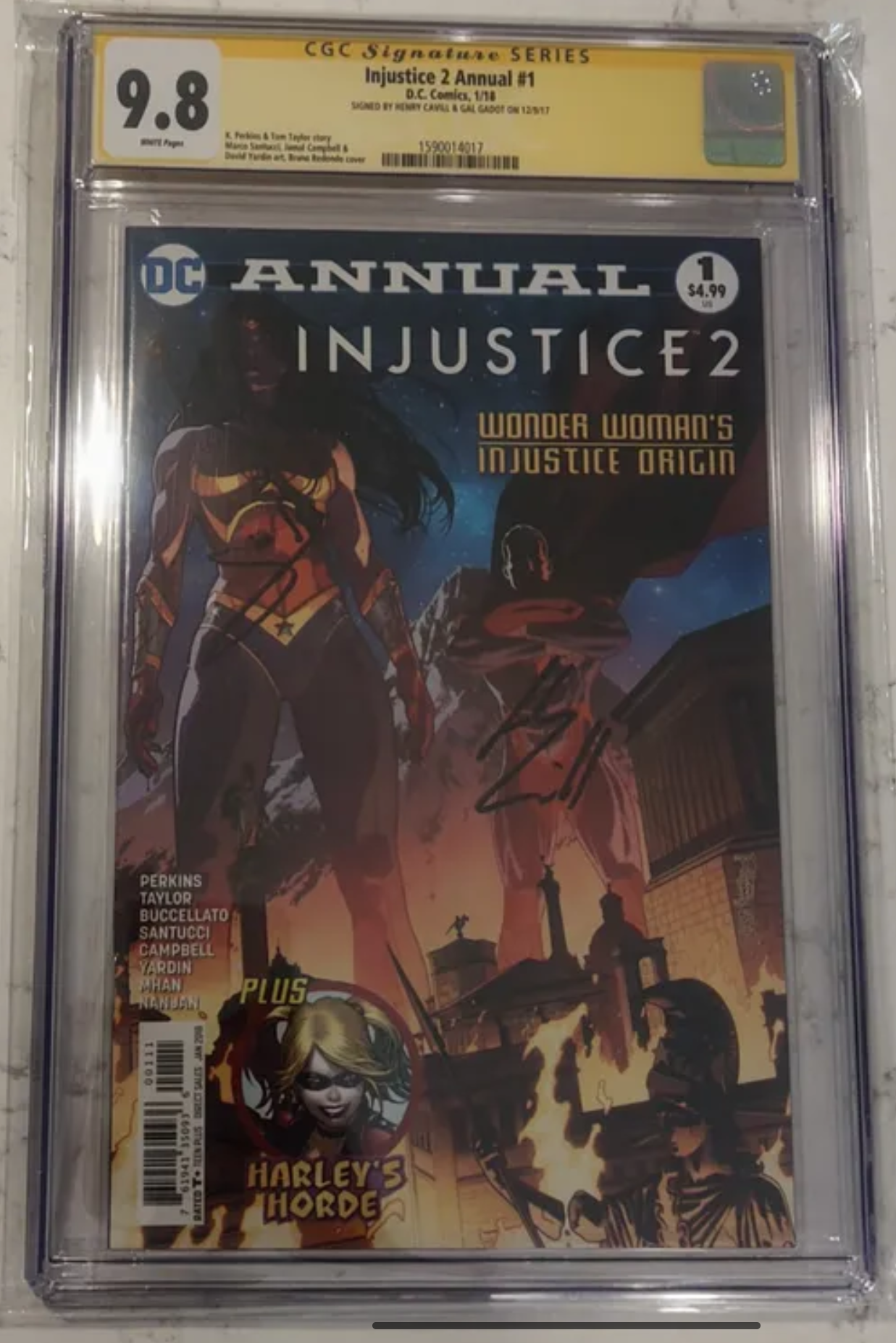 Henry Cavill and Gal Gadot Dual-Signed DC Comics Annual Injustice 2 #1 (2018) CGC Signature Series 9.8