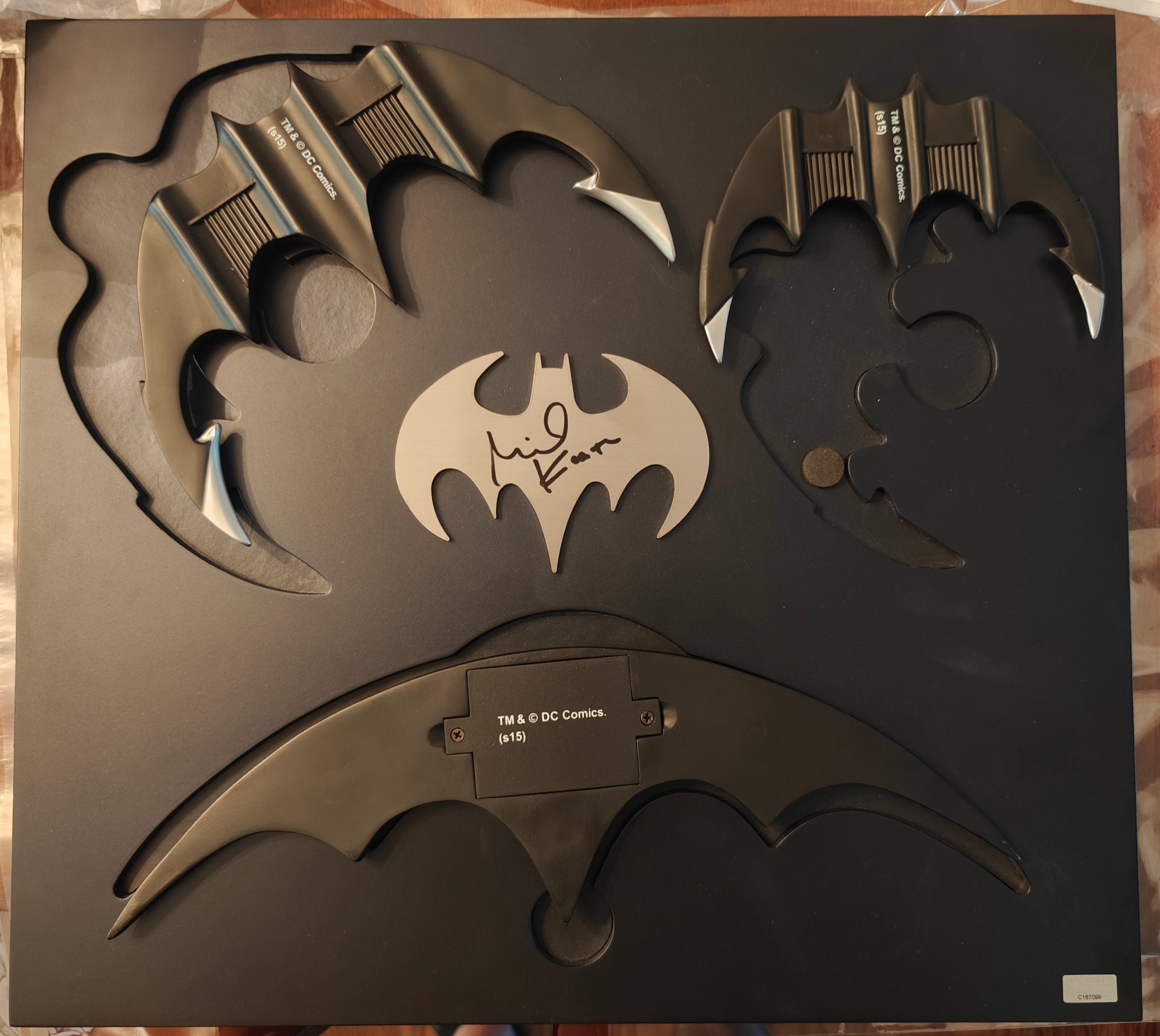 Michael Keaton Signed Limited Edition HCG DC Licensed Batman & Batman Returns Batarang Set - Only 3 Signed