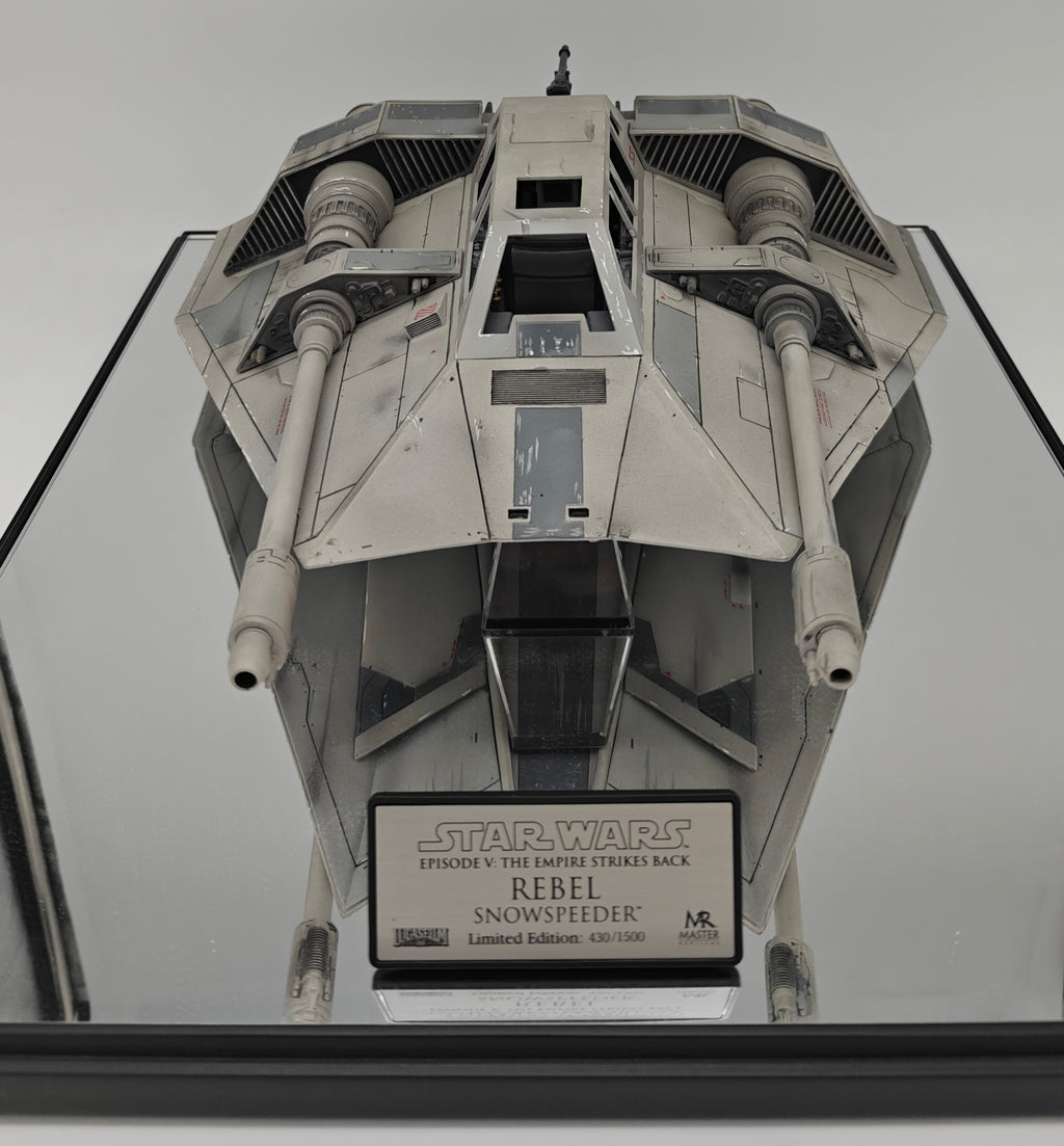 Master Replicas Star Wars Empire Strikes Back Rebel Snowspeeder SW-124 Limited Edition