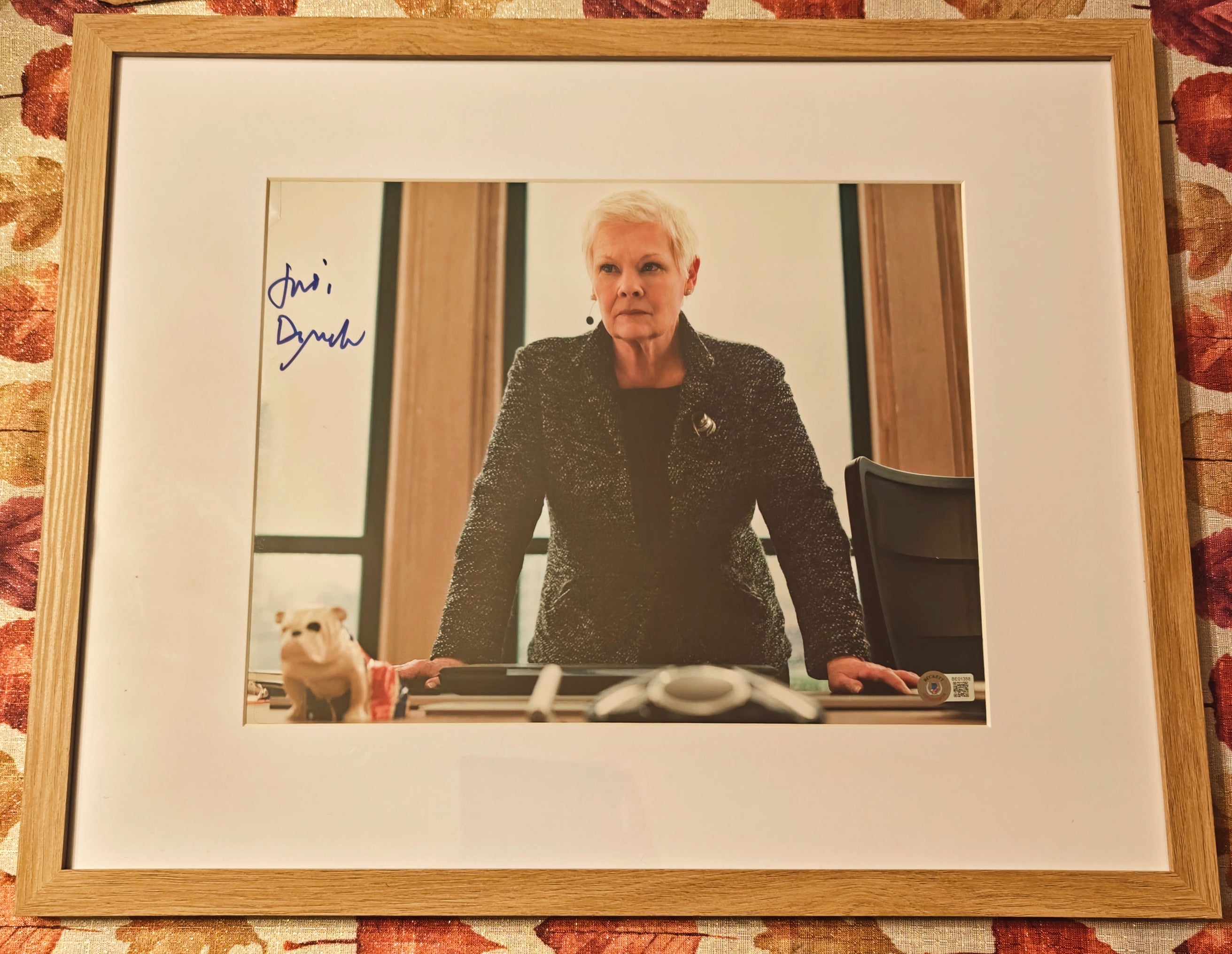 Judi Dench Signed 11x14 Photo (16x20 Frame) as M in the James Bond 007 Film Series