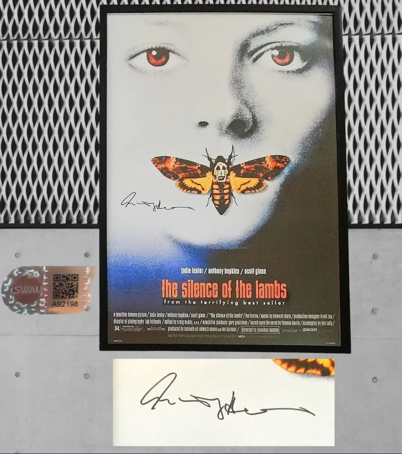 Anthony Hopkins Signed and Framed 24x36 Silence of the Lambs Poster