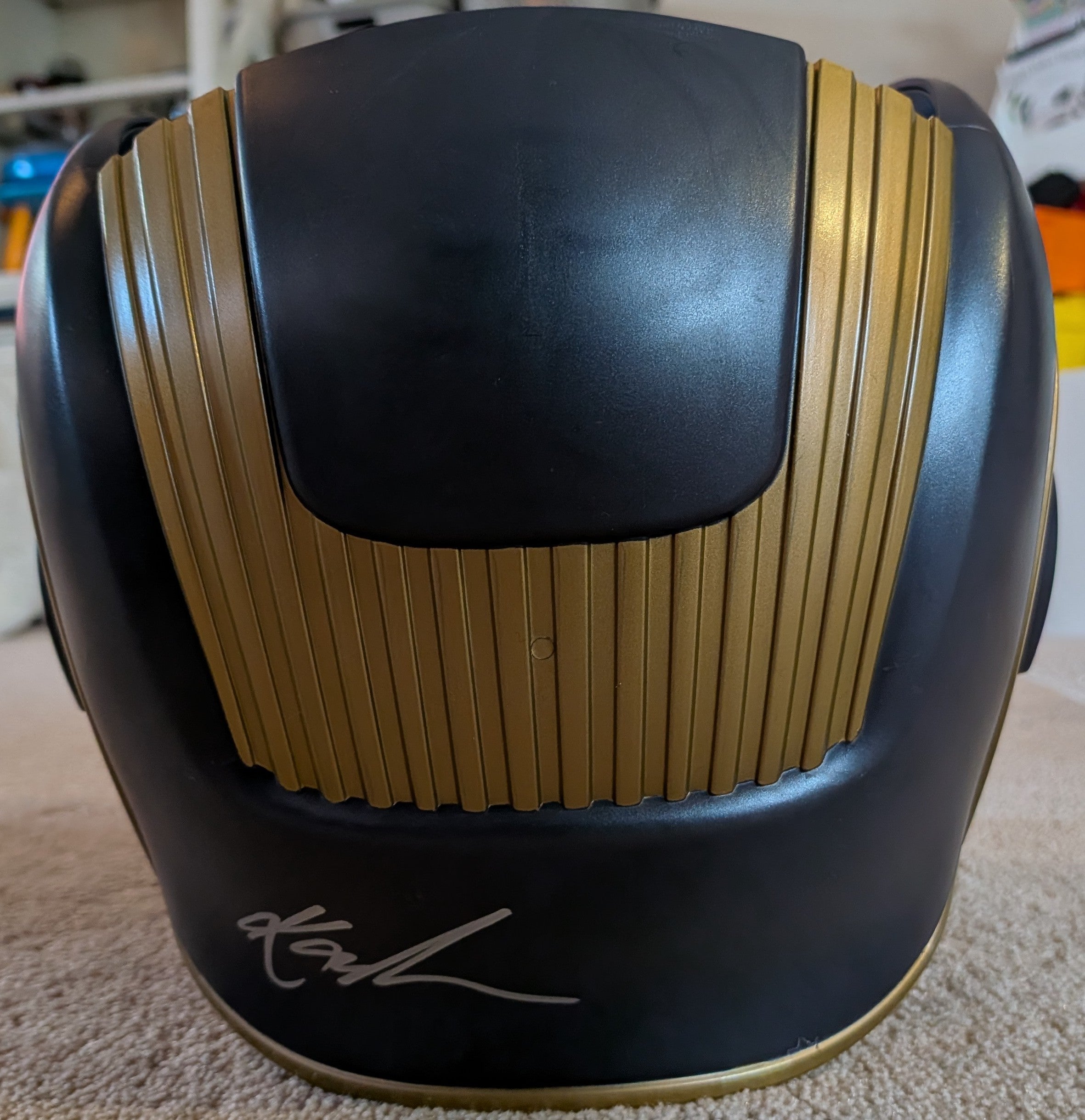 Chris Pratt, Samuel L. Jackson, Paul Rudd, Paul Bettany & Karen Gillan Signed Marvel Legends Star-Lord Helmet – Multi-Signed MCU Prop Replica