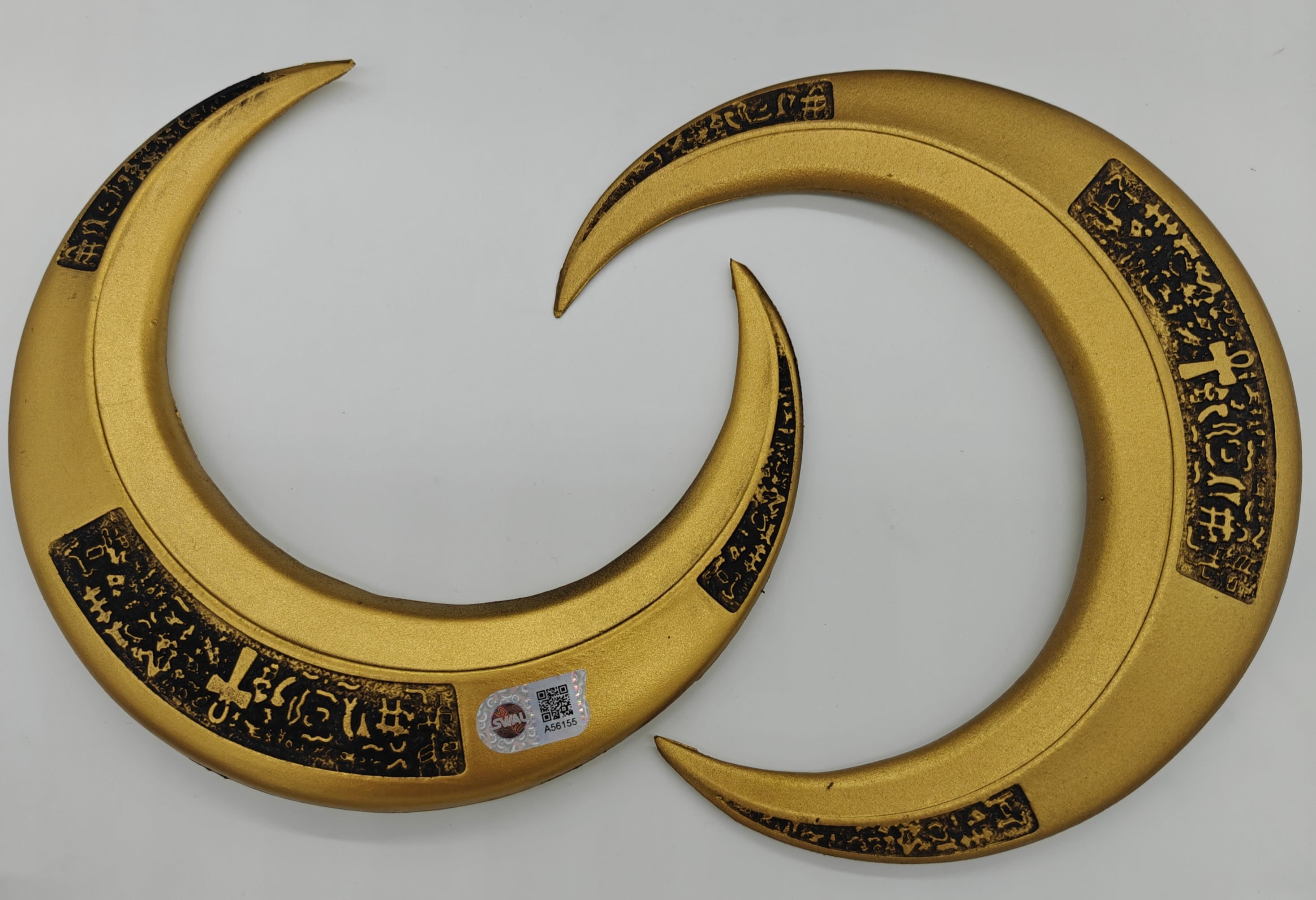 Oscar Isaac Signed Moon Knight Crescent Moon Blade Set 1:1 Prop Replica