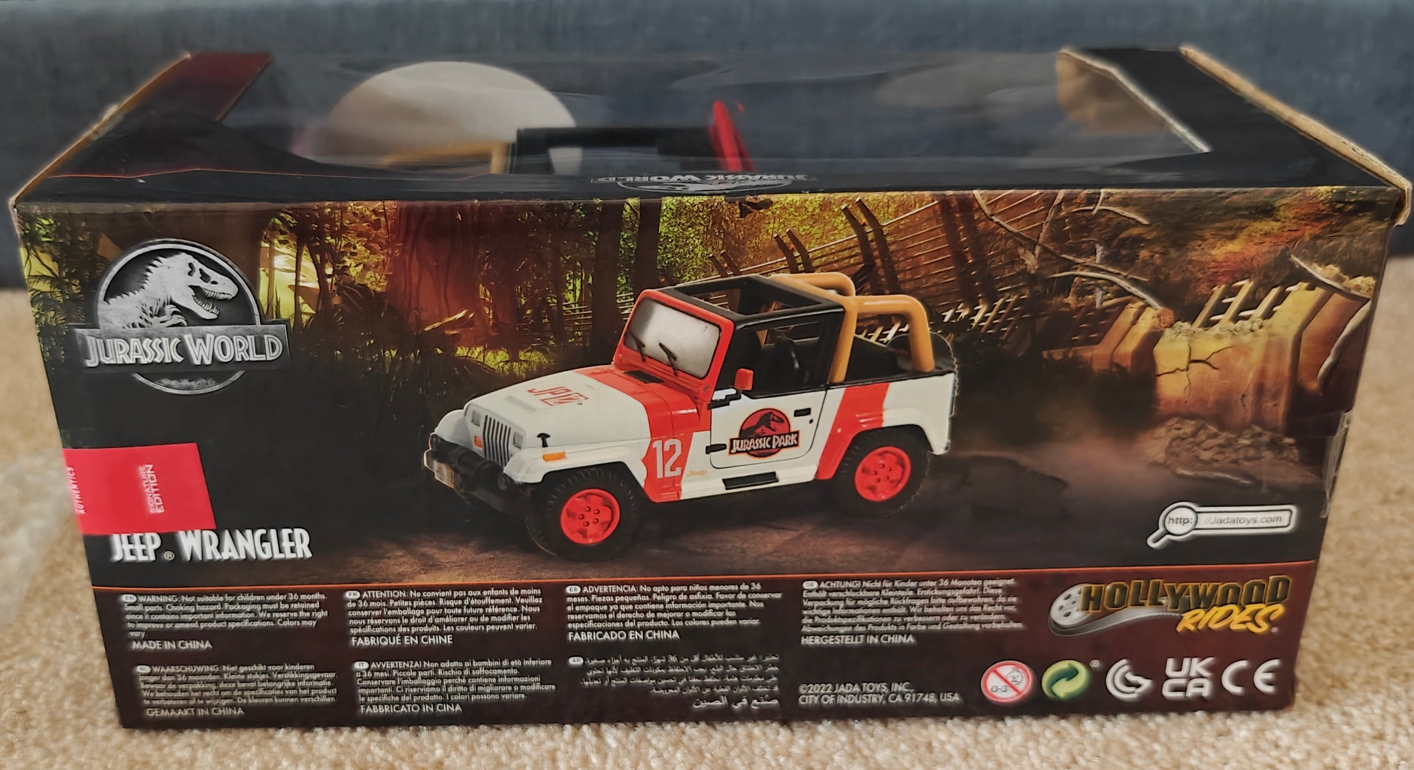 Laura Dern & Sam Neill Signed Jurassic Park Die-Cast Jeep – 1:24 Scale | Celebrity Authentics Certified