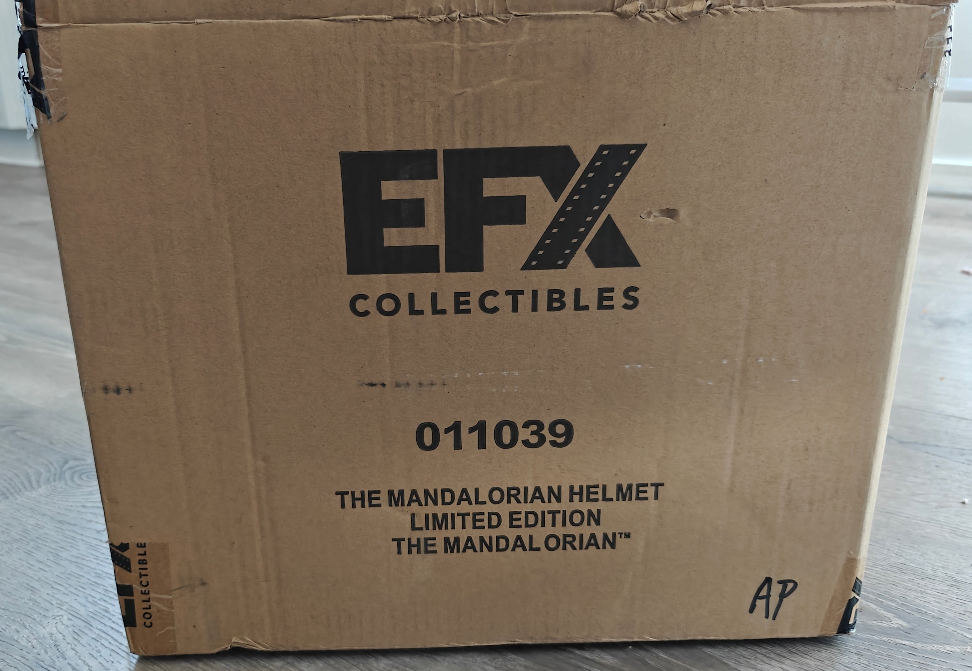 Pedro Pascal +2 Artist Proof EFX Collectibles Mandalorian Limited Edition Helmet (1st Run)