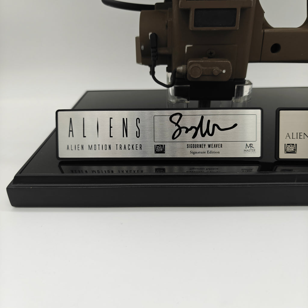 Sigourney Weaver Signed Artist Proof Master Replicas Aliens Motion Tracker 1:1 Prop Limited Edition