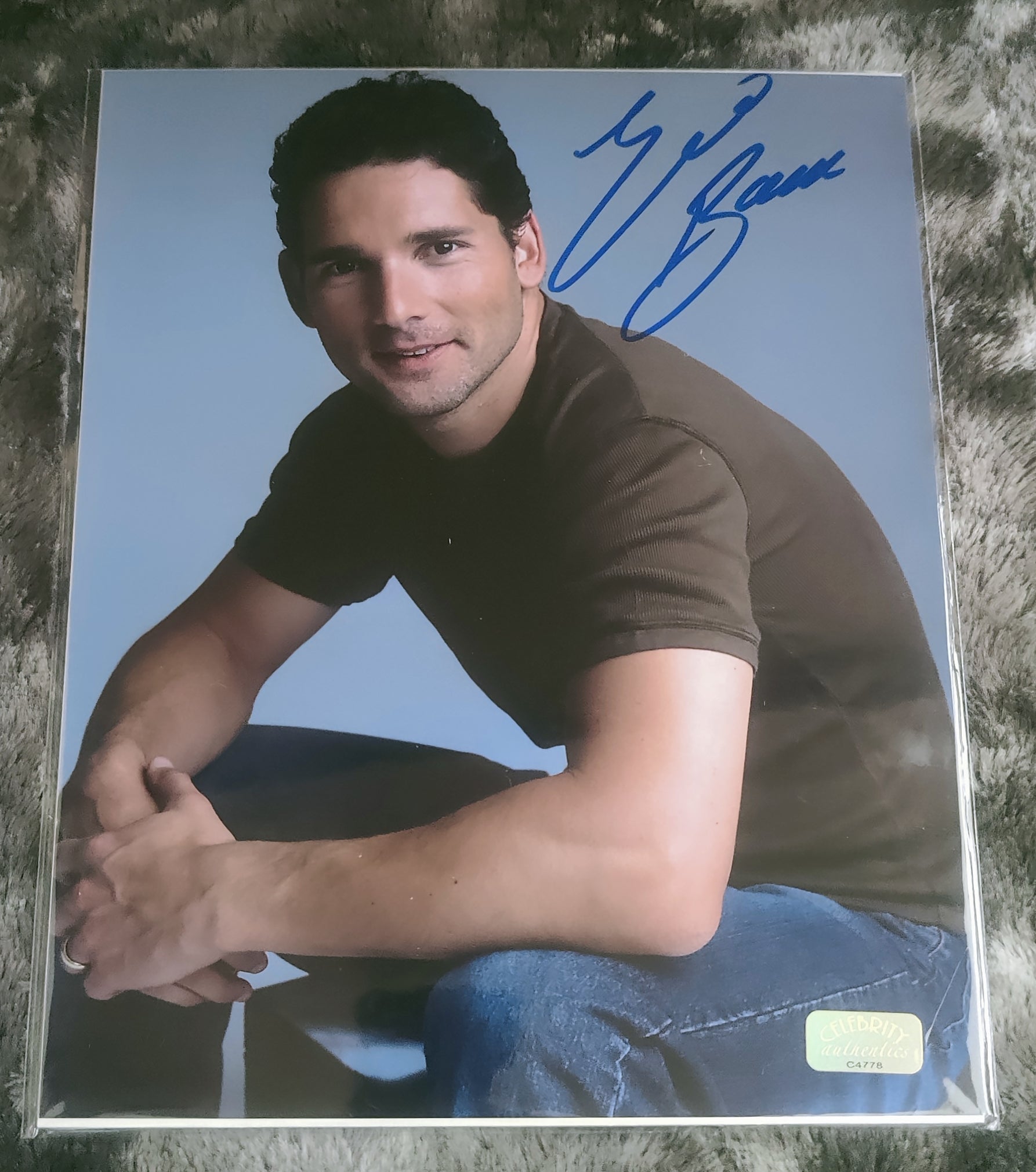 Eric Bana Signed 8x10 Studio Portrait Photo - Marvel's Hulk