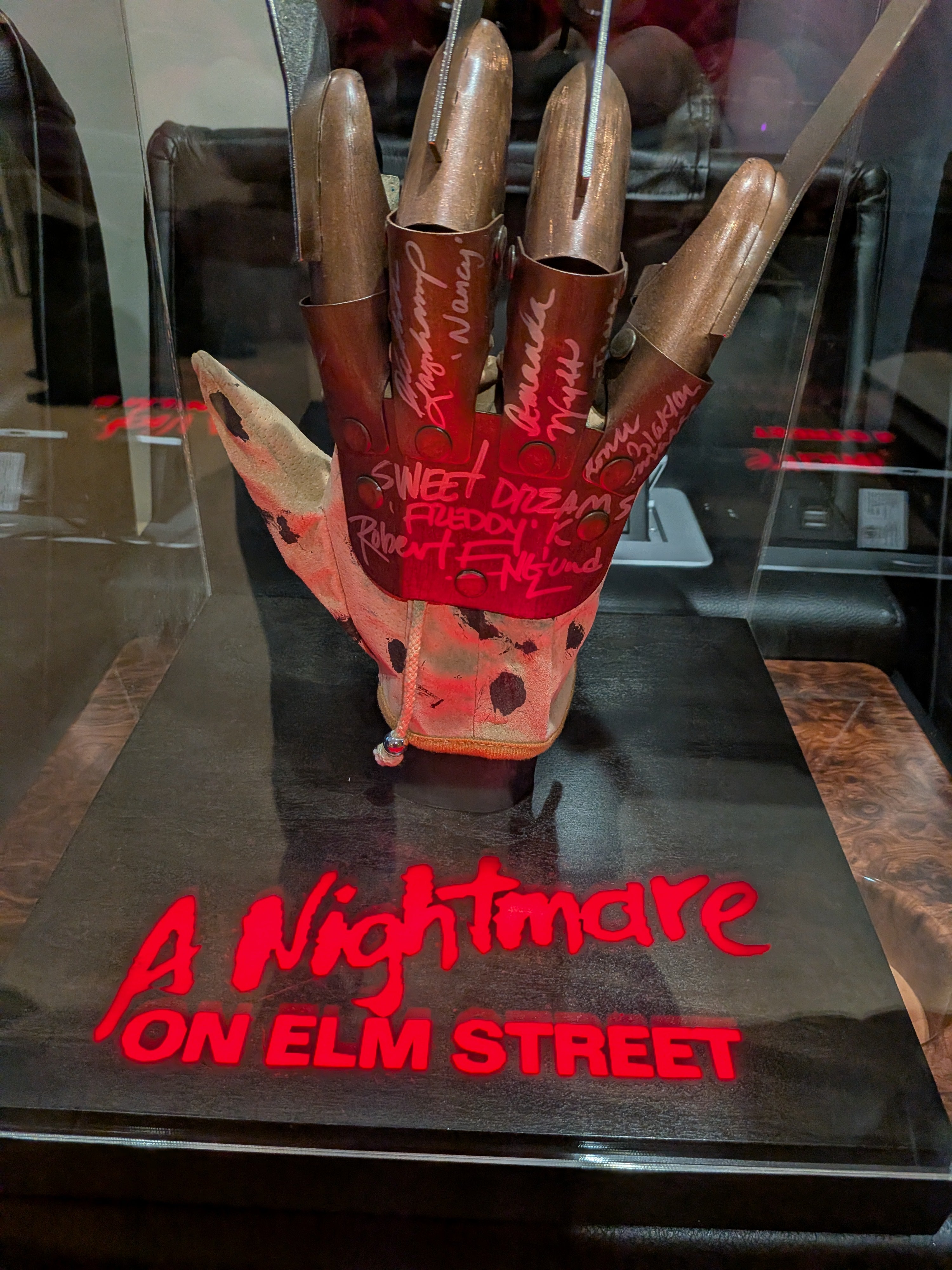 Englund, Langenkamp, +2 Cast Signed The Nightmare on Elm Street Freddy Krueger Premium Metal Glove w. Display Case