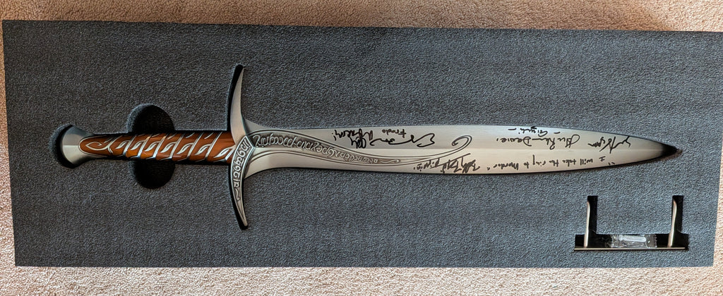 Multi-Signed Wētā Workshop x FAN EXPO Exclusive – 25th Anniversary Lord of the Rings 1:1 Scale Sting Sword Replica Limited Edition