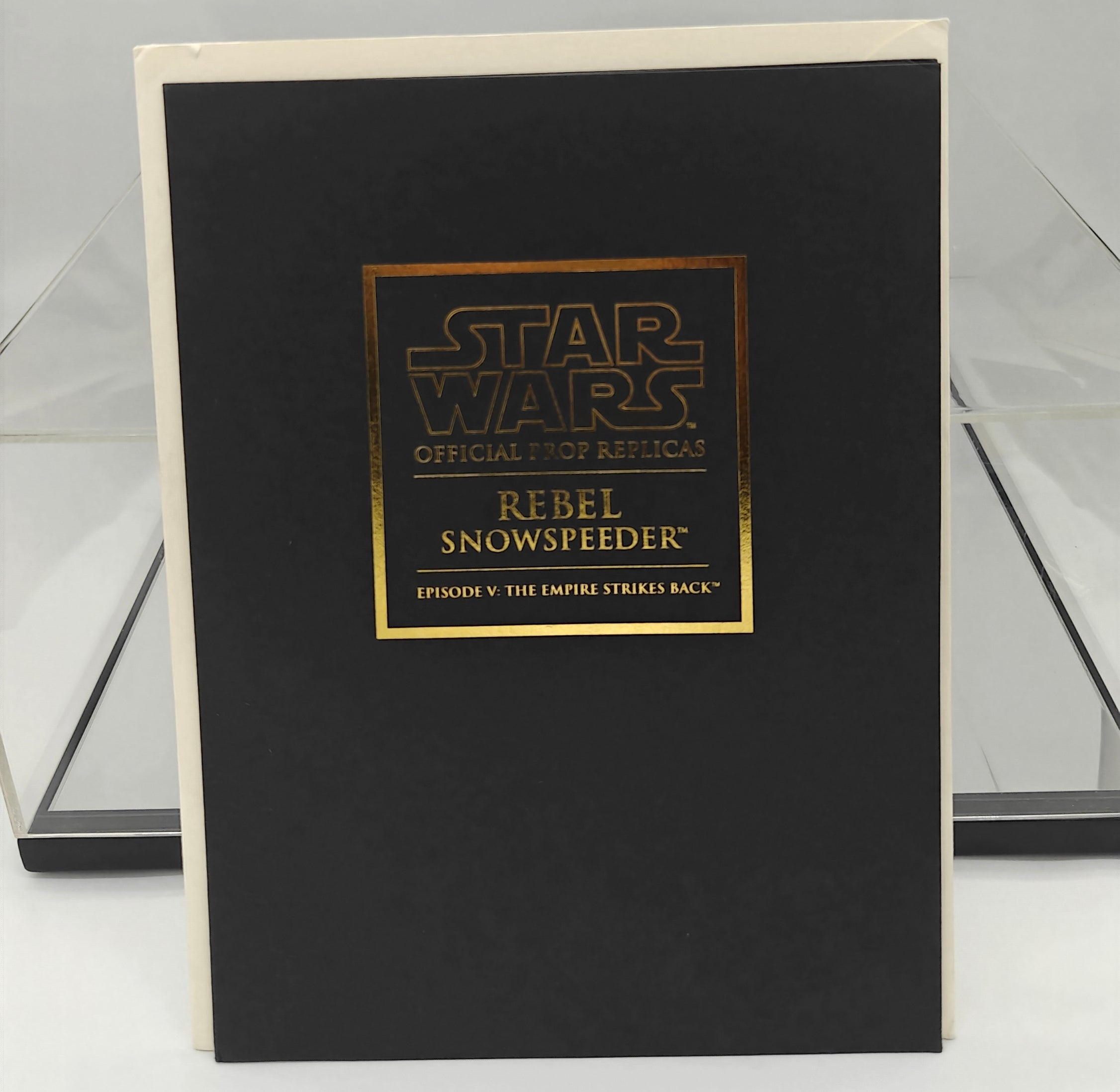 Master Replicas Star Wars Empire Strikes Back Rebel Snowspeeder SW-124 Limited Edition