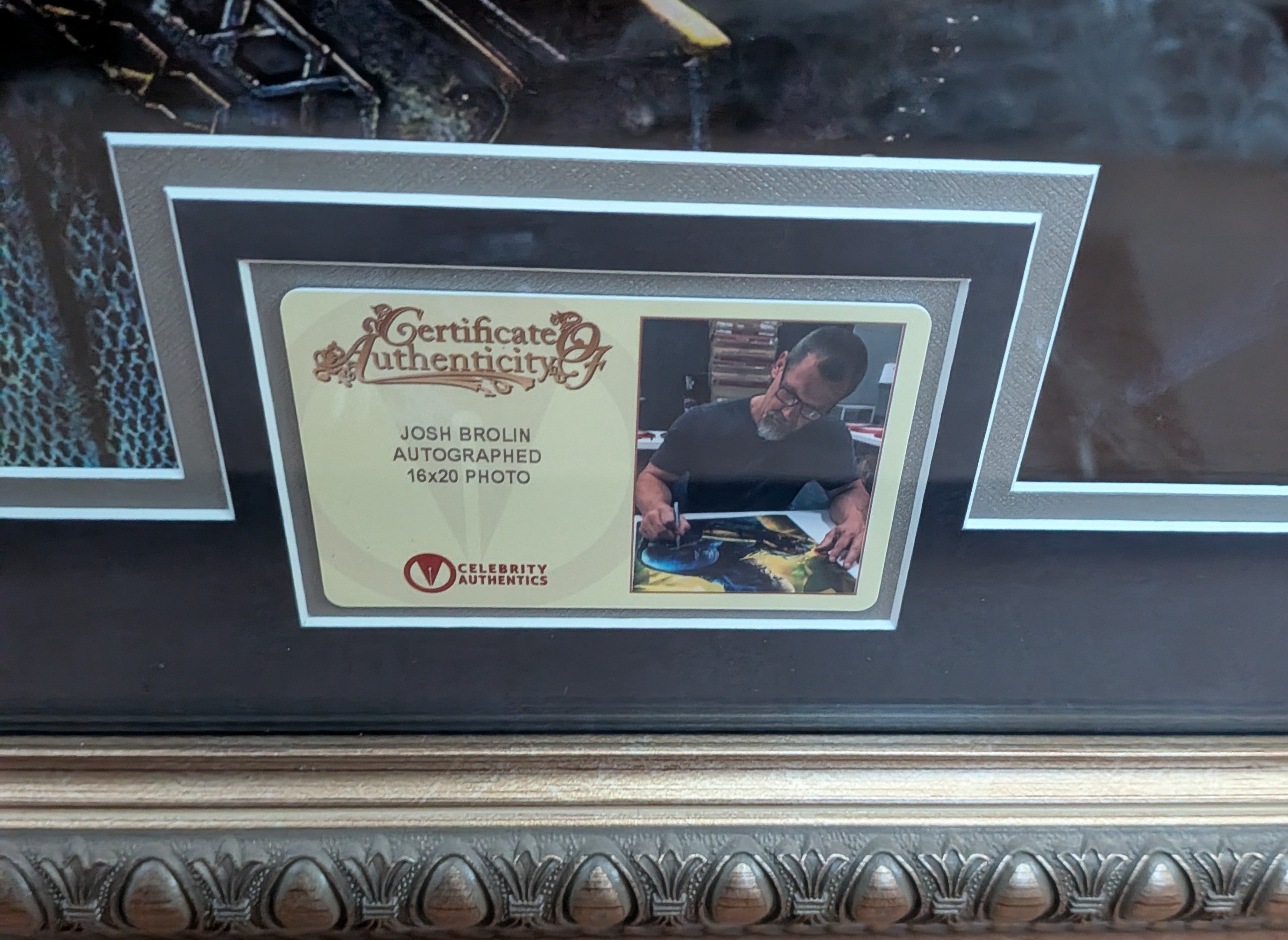 Josh Brolin Signed Thanos Infinity Gauntlet 16x20 Framed Photo – Marvel Avengers Autographed Collectible