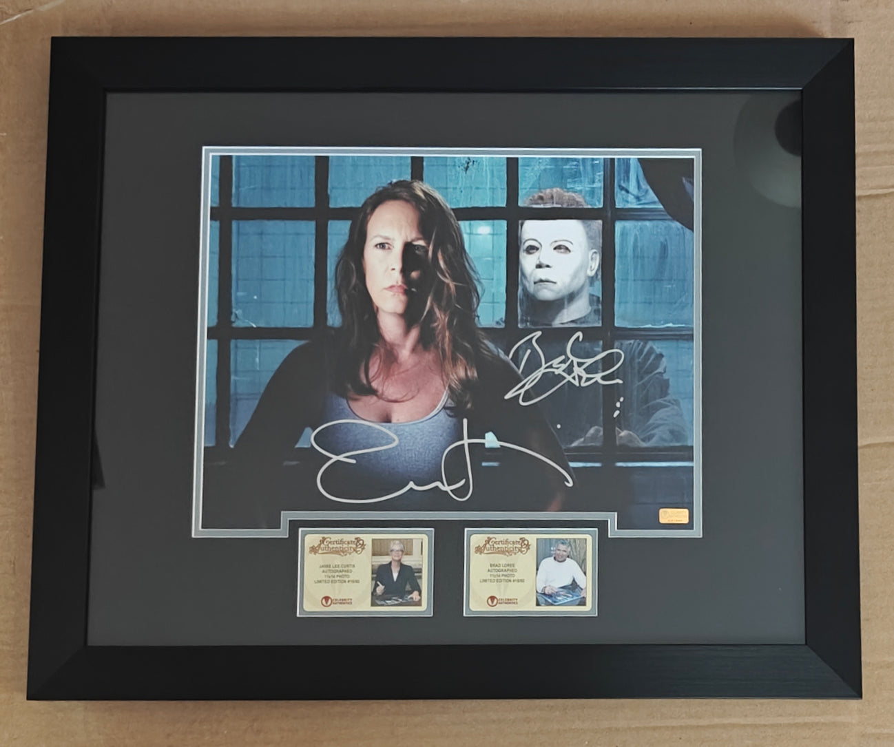 Jamie Lee Curtis & Brad Loree Dual Signed 11x14 Halloween Resurrection Photo - #15 of 50 Worldwide