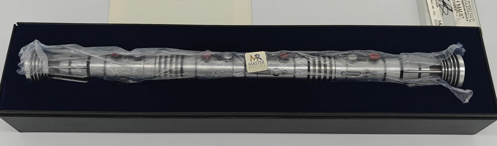 Master Replicas Darth Maul TPM EP1 Lightsaber Signature Edition SW-108S Signed by Ray Park