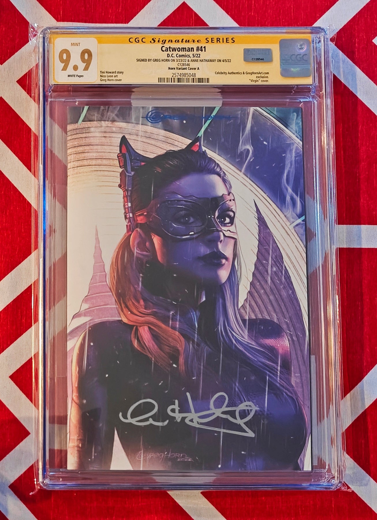 Anne Hathaway & Greg Horn Dual-Signed CGC Signature Series 9.9 Catwoman #41 Celebrity Authentics Variant A