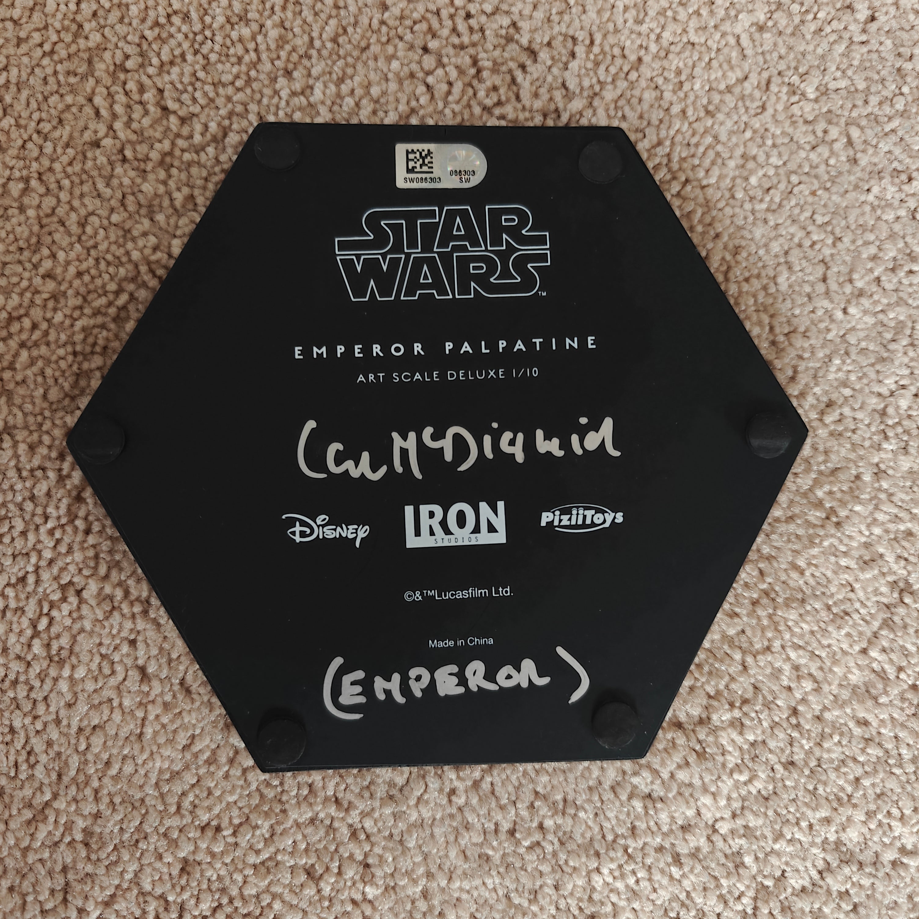 Ian McDiarmid Signed Emperor Palpatine Star Wars (Topps Star Wars Authentics) Iron Studios 1/10 Scale Statue