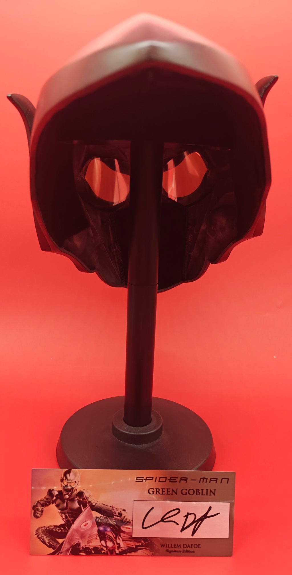 Willem Dafoe Signed Custom 1:1 Green Goblin Helmet from Spider-Man