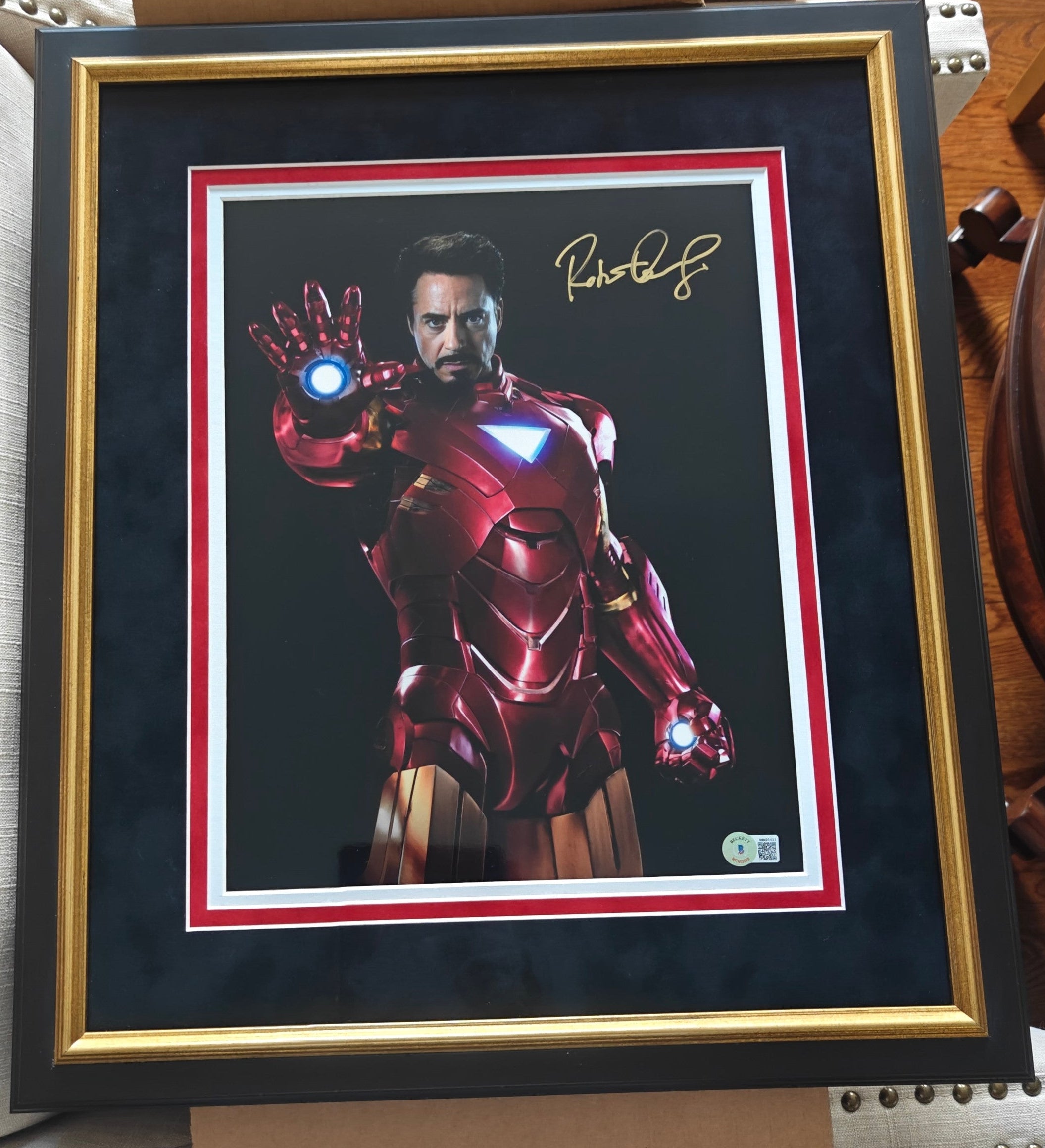 Robert Downey Jr. Signed Marvel's Iron Man 11x14 Photo in 16x20 Custom Gallery-Ready Frame