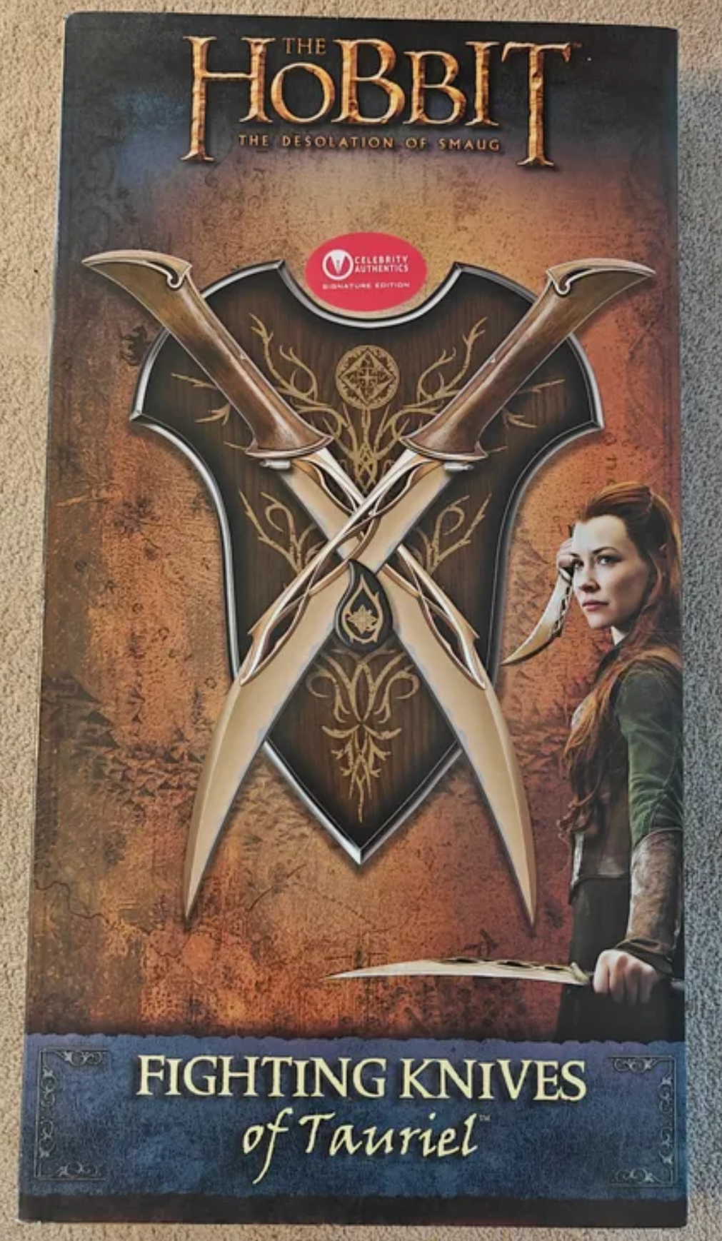 Evangeline Lilly's Signed Fighting Knives of Tauriel - The Hobbit: The Desolation of Smaug (United Cutlery Prop Replica)